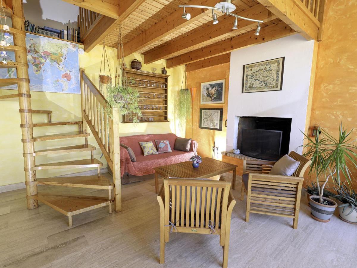 Bright Cottage In A Quiet Location, Near The Coast, Sibiril Екстер'єр фото